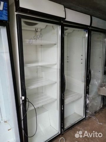 Шкаф холодильный стекл дверь