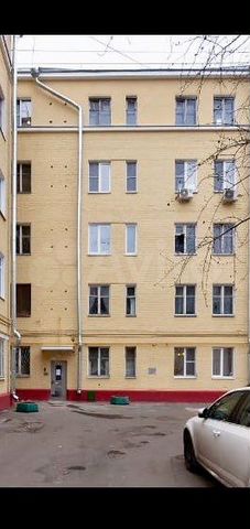 Комната 24 м² в 3-к., 1/5 эт.