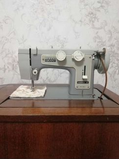 Швейная машина Чайка 3