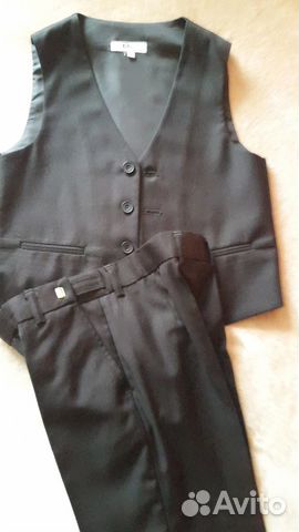 Продаю костюм Борелли 7 лет