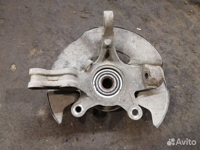 Кулак передний правый Acura MDX YD1 2001-2002 г