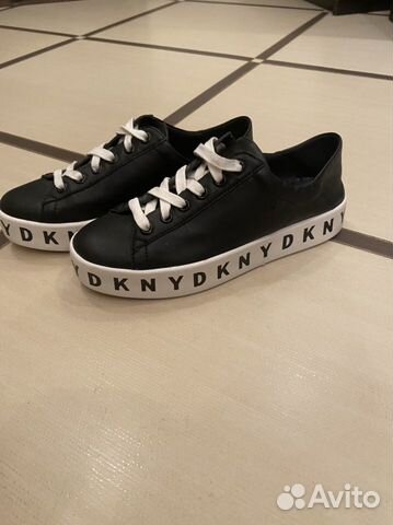 Кроссовки dkny