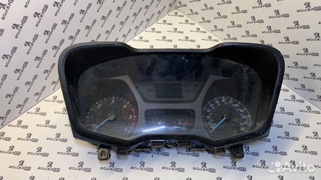 Приборная панель Ford Transit 2014- Англия