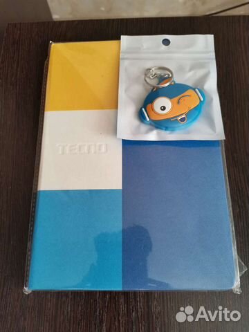 Блокнот теcno с брелком