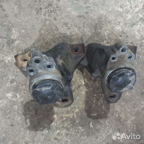 Подушка крепления двигателя Ford Focus Focus I