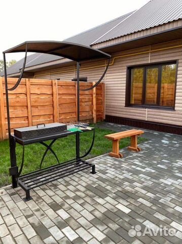 Мангал с крышей