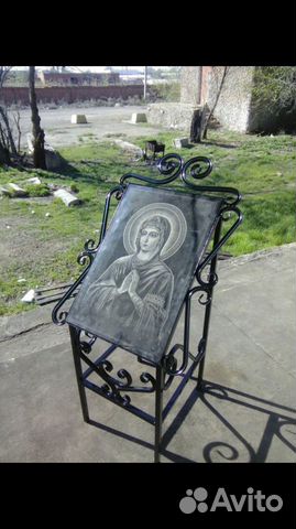 Памятники, надгробия, ритуальные изделия