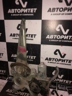 Стеклоподъемник задний правый Toyota Land Cruiser