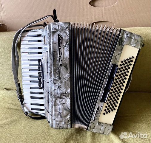 Аккордеон Weltmeister Stella 3/4 с футляром