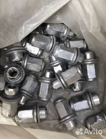 Колесные гайки prado