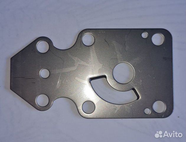 Пластина помпы охлаждения Yamaha 9.9-15, F9.9-15