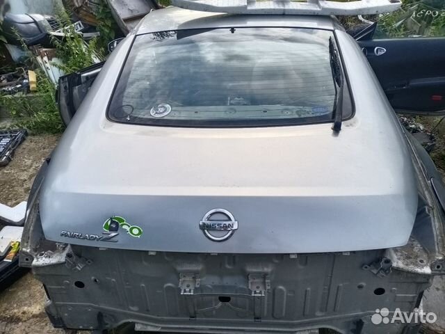 Крышка багажника с дефектом 350z, Z33