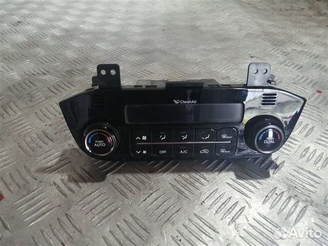 Блок управления печкой Kia Sportage SL G4KD 2010