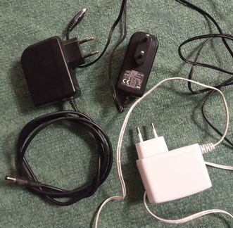 Блоки питания 18В, 12В, 10В, 9В, 7,5В см. описание