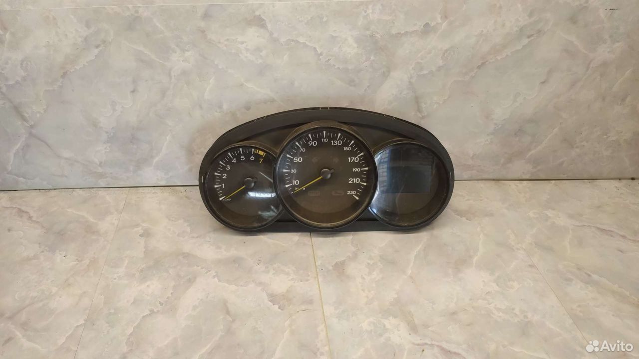 Панель приборов Renault Megan 3 щиток