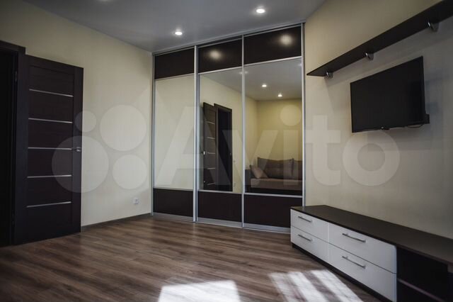 2-к. квартира, 60 м², 4/9 эт.