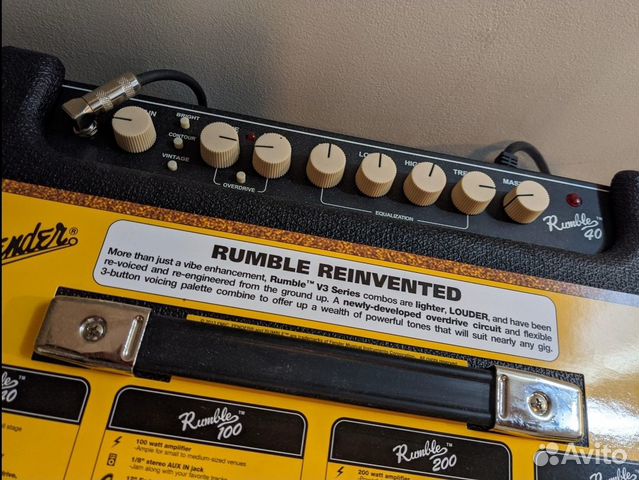 Комбик бас Fender Rumble 40