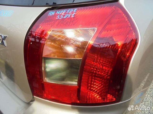 Стоп правый Toyota Allex NZE121 1NZ-FE 2001/07