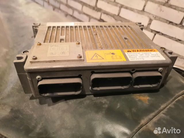 Контроллер двигателя komatsu D65PX-15 7872-20-1000