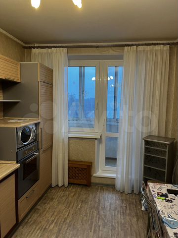 2-к. квартира, 58 м², 7/14 эт.