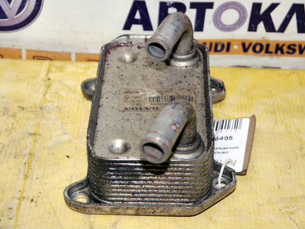 Радиатор охлаждения масла двс Вольво V40