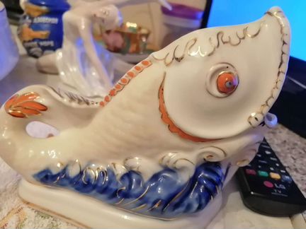 Статуэтка фарфор