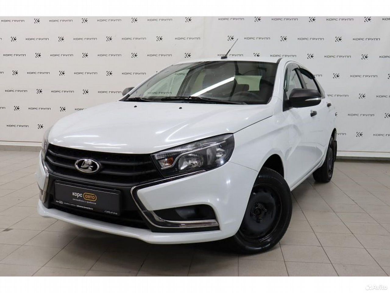Lada Vesta 2017 белая