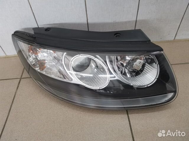 Фара правая оригинал Hyundai Santa Fe 2