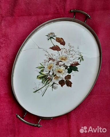 Поднос из фарфора