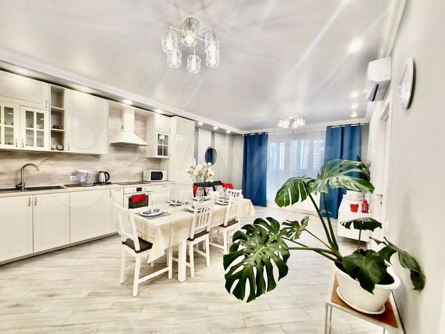 2-к. квартира, 60 м², 15/25 эт.