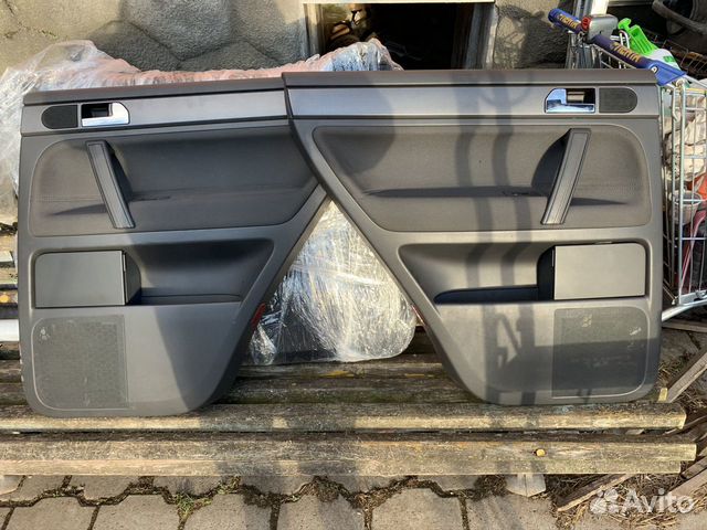 Дверные карты туарег 2002-2010