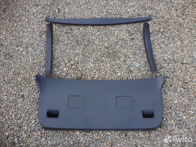 Обшивка двери багажника Toyota Allex NZE124 1NZ-FE