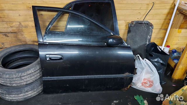 Дверь передняя задняя carina (улыбка) st190