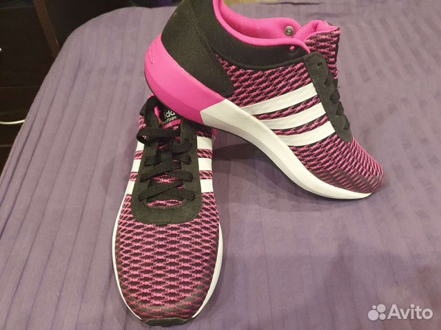 Новые кроссовки Adidas