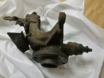 Кулак поворотный citroen c5 2001-2008 левый