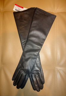 Перчатки Must-Have высокие Prada Серые