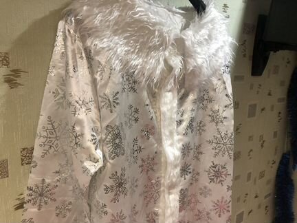 Новогодний костюм Снегурочки