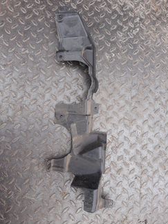 Кожух рулевого механизма левый верхний Bmw X6 F16