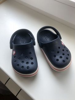 Сандали crocs