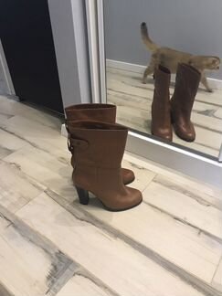 Кожаные сапоги 40 размера