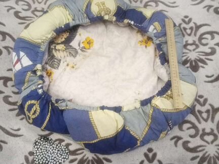 Лежанка для кошки или собаки