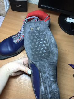 Лыжные ботинки