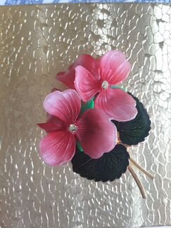 Фиалки.Розовые.Брошь. Винтаж.Германия