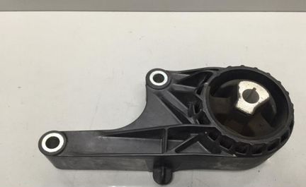 Опора двигателя передняя МКПП Круз,Орландо, Опель