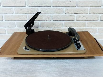 Thorens Concert CD40 tutb вертушка виниловая