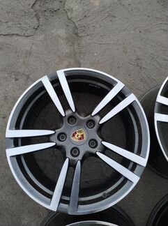 Диски бу литые R20 LU на Porsche Panamera