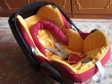 Детское автокресло Maxi Cosi Cabriofix