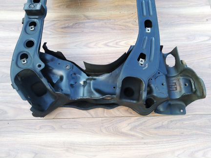 Передний подрамник Mercedes 221 216. Разбор W221