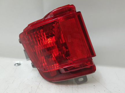 Фонарь противотуманный левый Toyota Land Cruiser