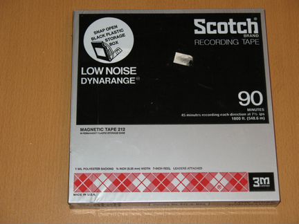 Новая катушка с плёнкой scotch-212 (550м)